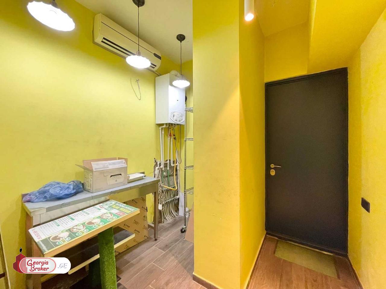 იყიდება ახალი გარემონტებული საოფისე ფართი